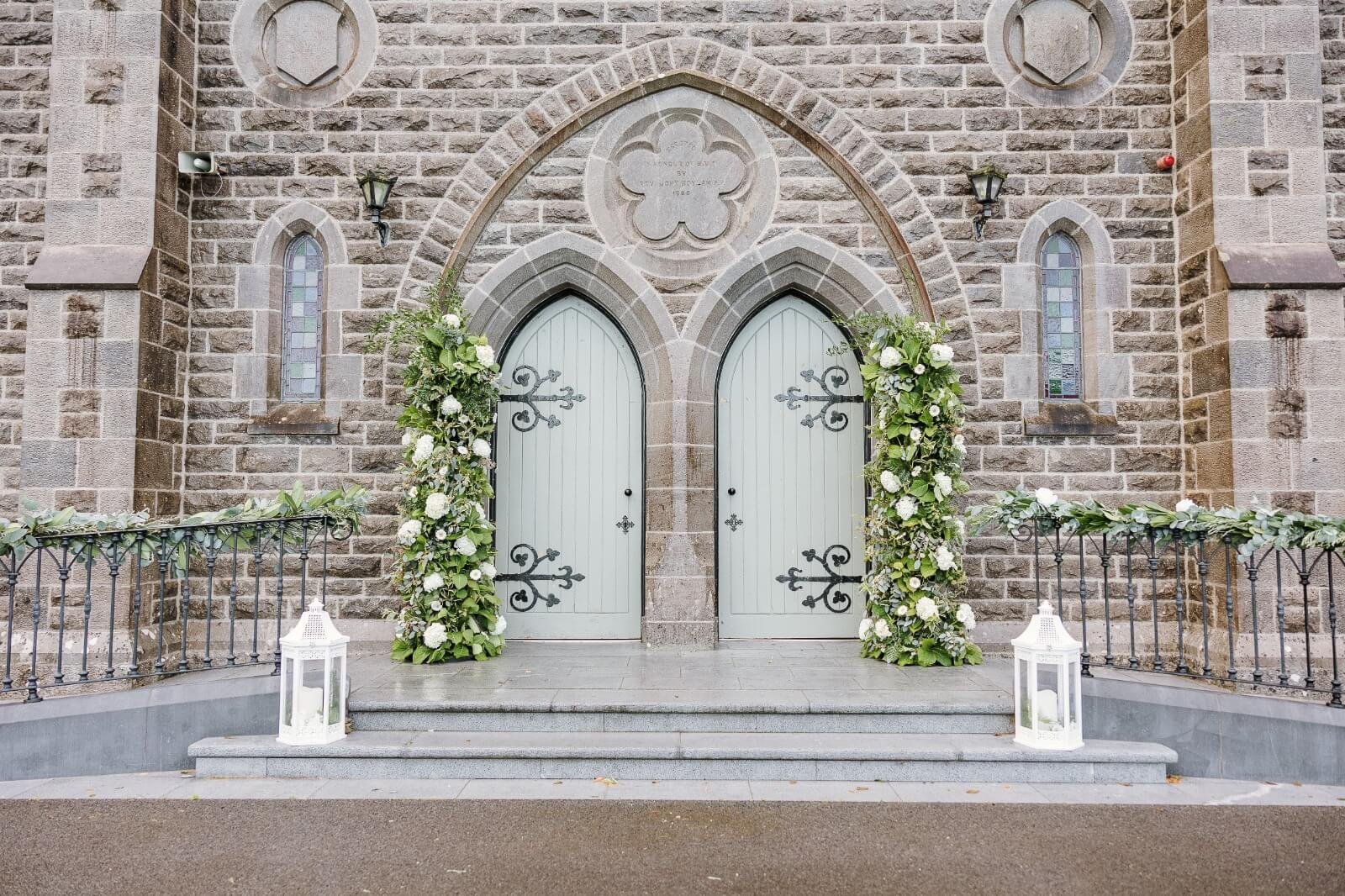 Floral arch or entrance flowers