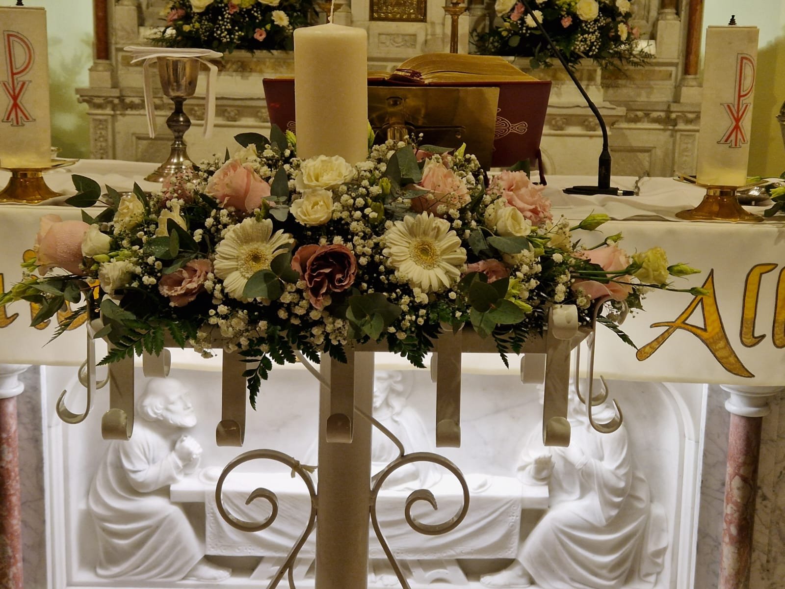 Cake flowers and stand décor